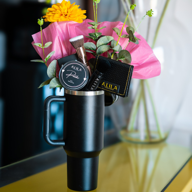 Alila’s Gift Bouquet - Face Facts Mug Arrangement