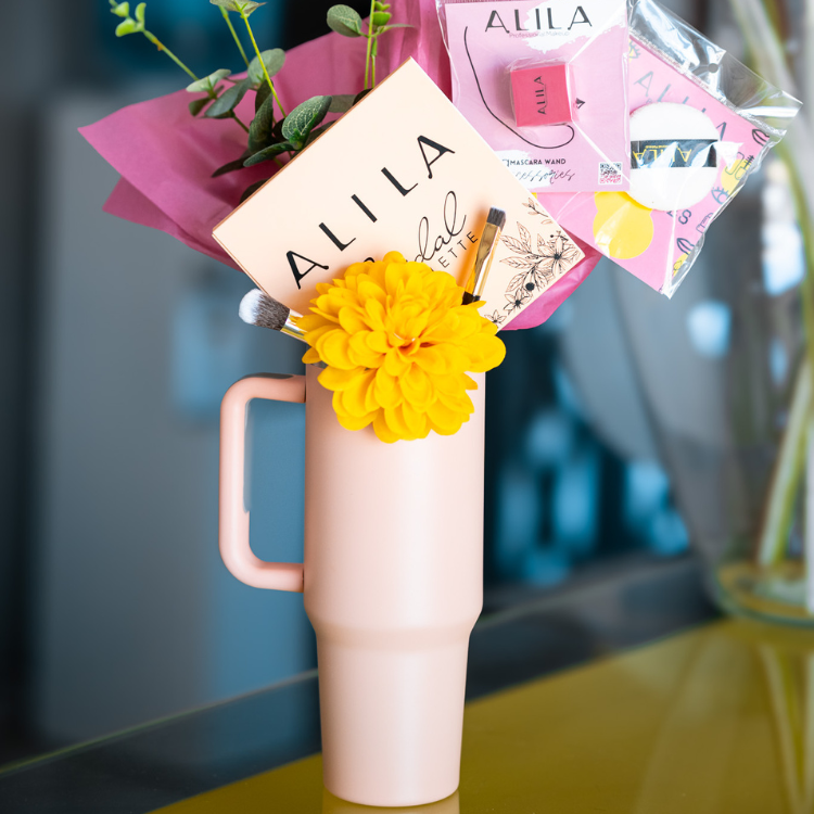 Alila’s Gift Bouquet - Eye Catching Mug Arrangement.